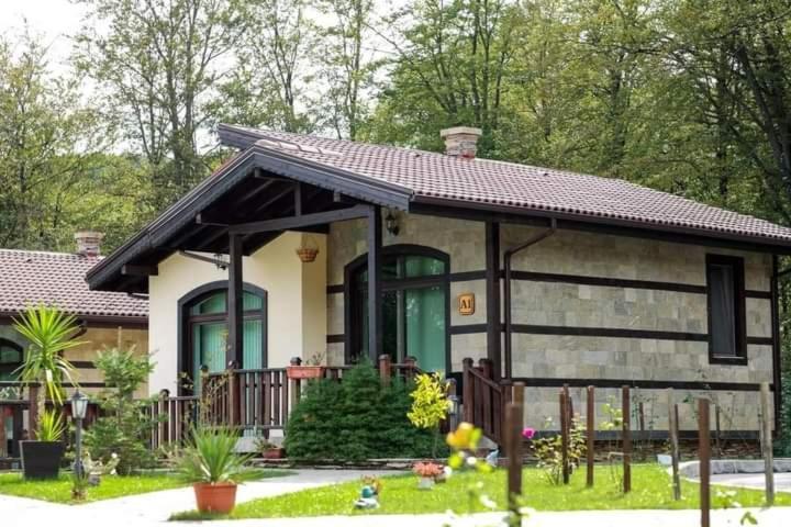 Тодорини Кукли Hotel Spanchevtsi Екстериор снимка