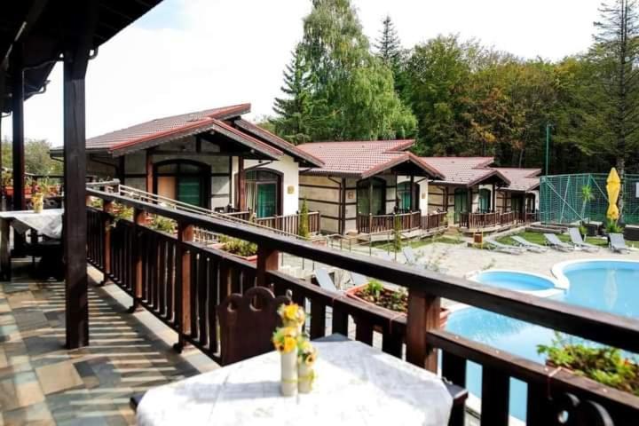 Тодорини Кукли Hotel Spanchevtsi Екстериор снимка