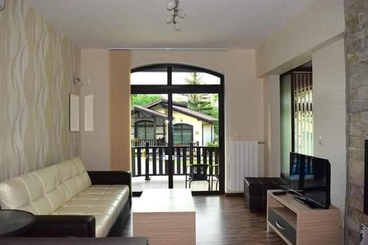Тодорини Кукли Hotel Spanchevtsi Екстериор снимка