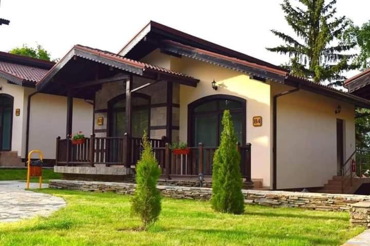 Тодорини Кукли Hotel Spanchevtsi Екстериор снимка